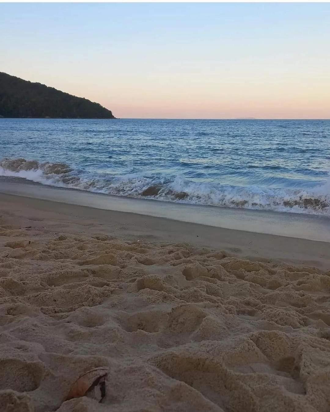 Апартаменты Chale Borasol Martim De Sa Piscina 600Mts Da Praia Карагуататуба Экстерьер фото